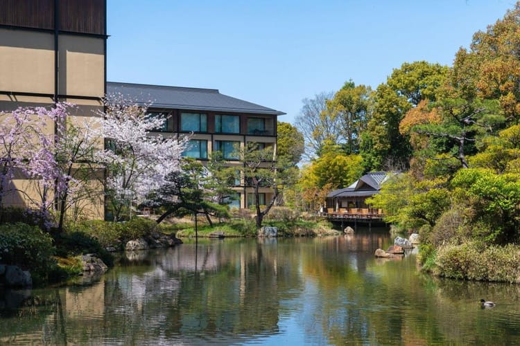 Los 5 Mejores Hoteleses de Lujo para Parejas en Kyoto